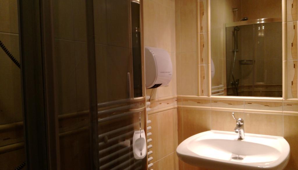 גדינייה Hostel Marina מראה חיצוני תמונה